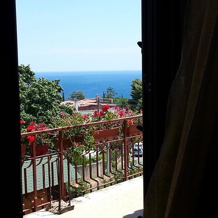 B&B Villa Francesca Soverato Marina Exteriör bild