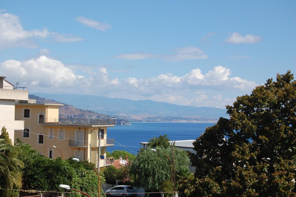 B&B Villa Francesca Soverato Marina Rum bild