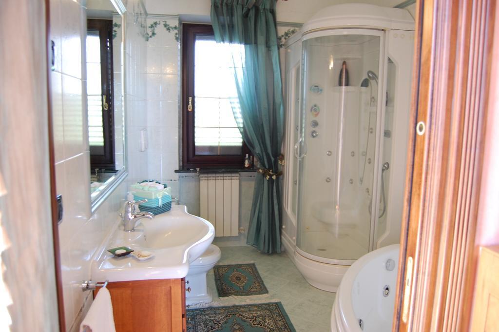 B&B Villa Francesca Soverato Marina Rum bild