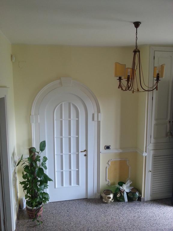 B&B Villa Francesca Soverato Marina Rum bild