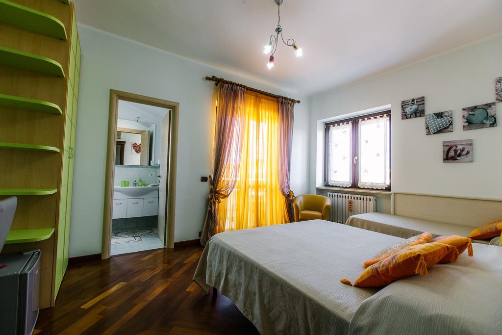 B&B Villa Francesca Soverato Marina Exteriör bild