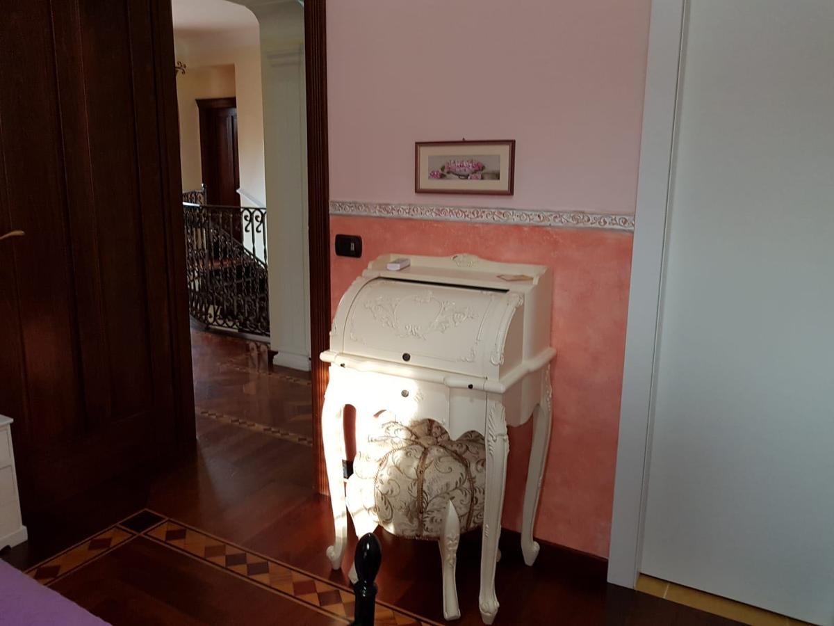 B&B Villa Francesca Soverato Marina Exteriör bild