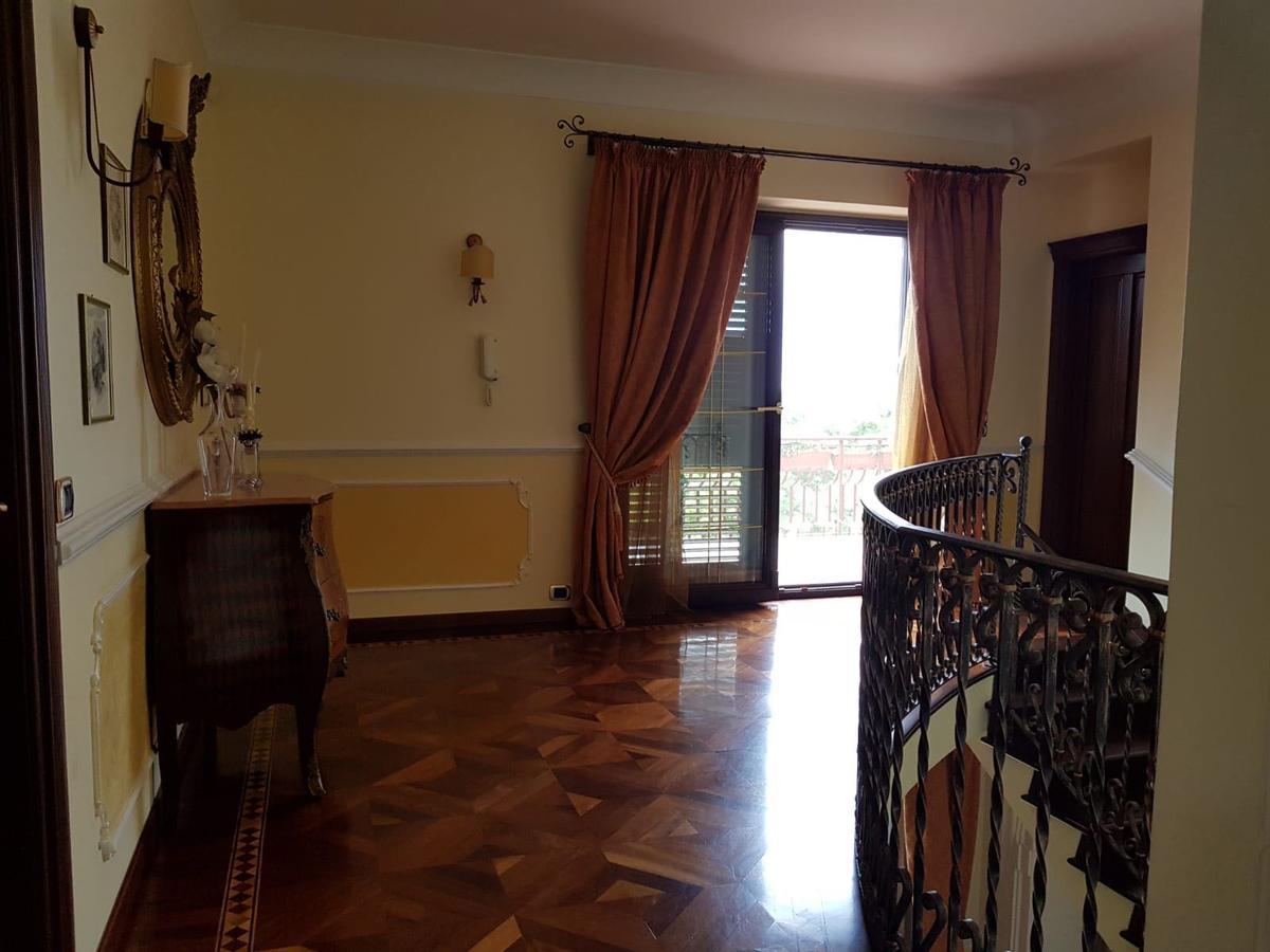 B&B Villa Francesca Soverato Marina Exteriör bild